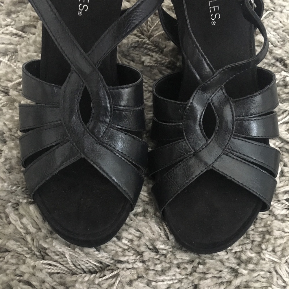 Aerosoles Black Sandals Wedge Heel Suede Trim Sz 9